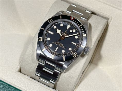 tudor m79030n-0001